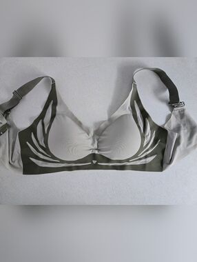 Sports Bra NWOT